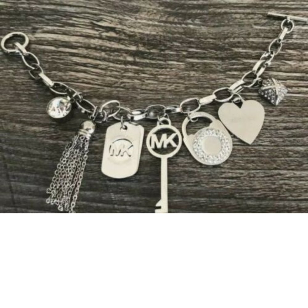 NEW Michael Kors Silver Charm Toggle Bracelet - Picture 6 of 9